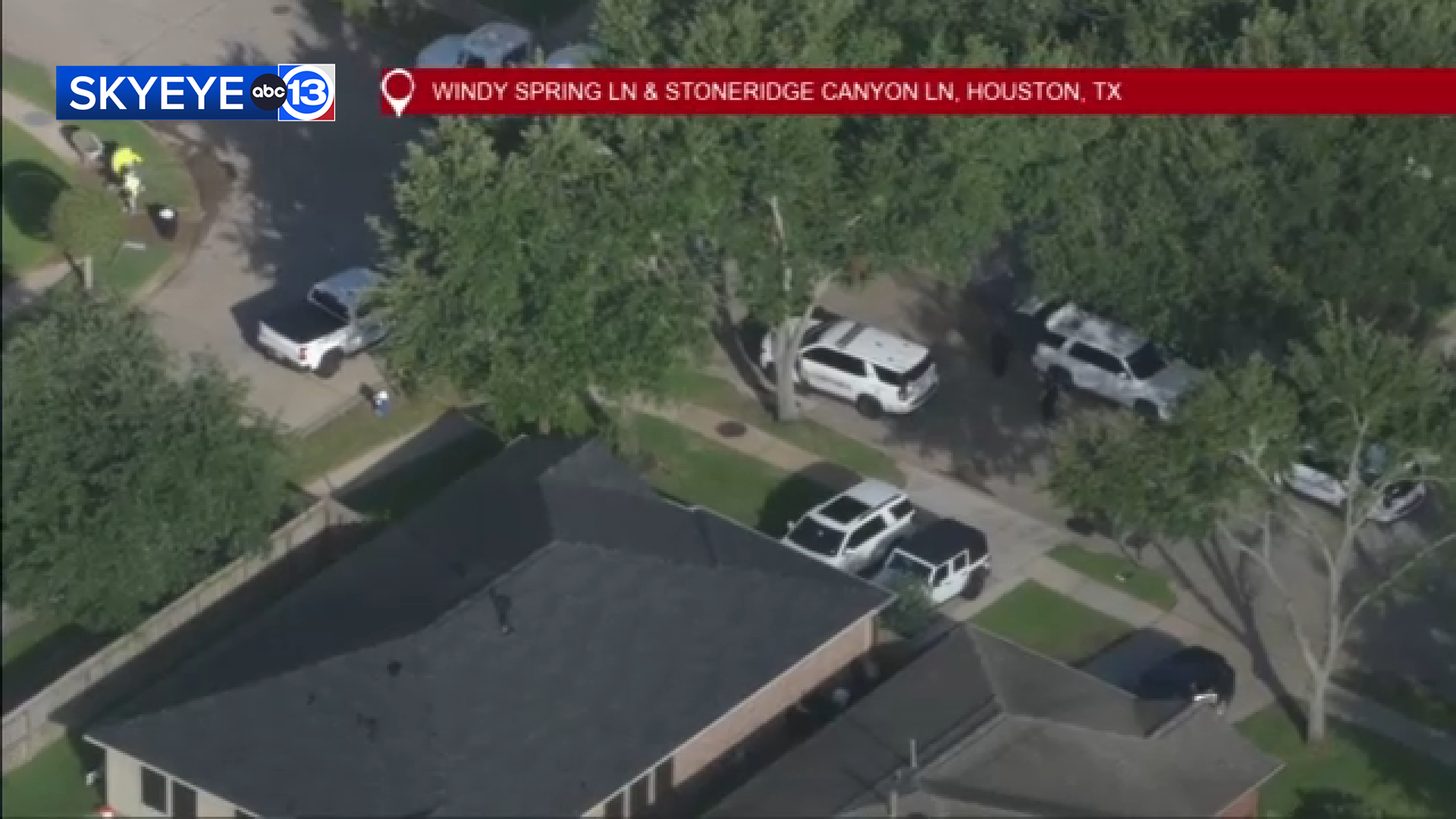 Mother and teenage son shot to death in southeast Harris County, investigation underway, HCSO says
