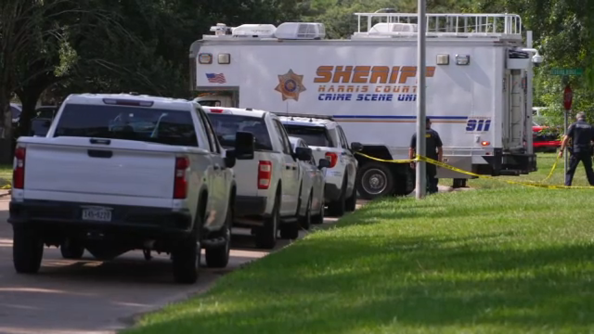 Man shot by deputy during family disturbance call in northeast Harris County, HCSO says