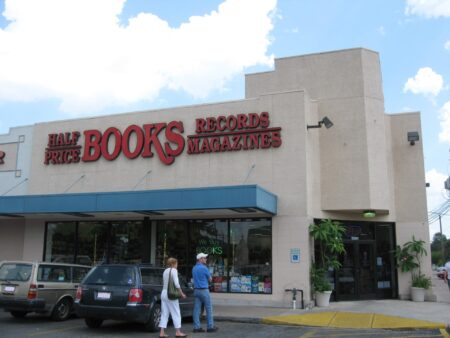 Half Priced Books returning to Montrose after Westheimer location closed in 2021