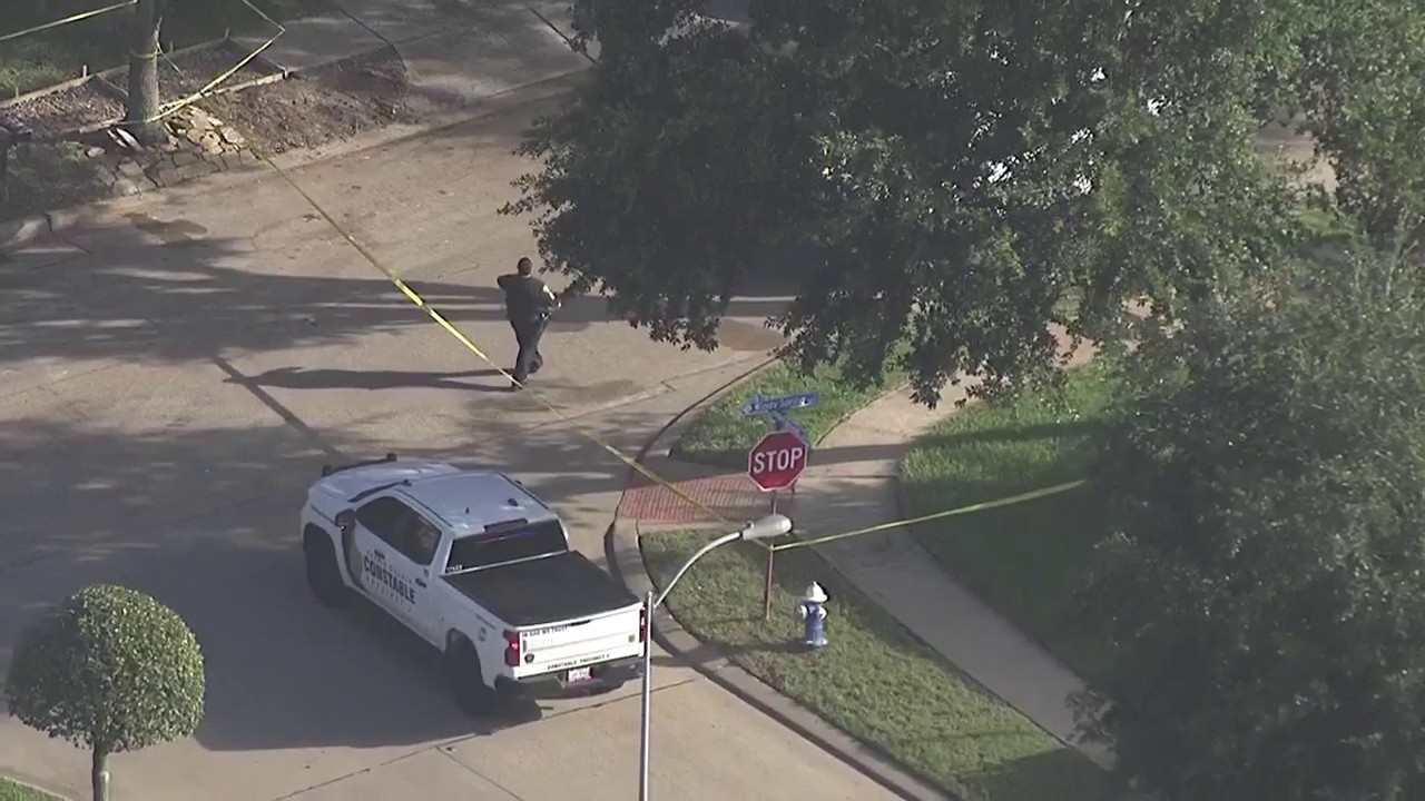 Mother, son dead after being found shot in southeast Harris County